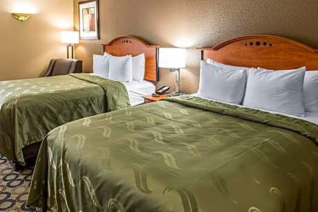 Standard Queen Room with Two Queen Beds - Non Smoking