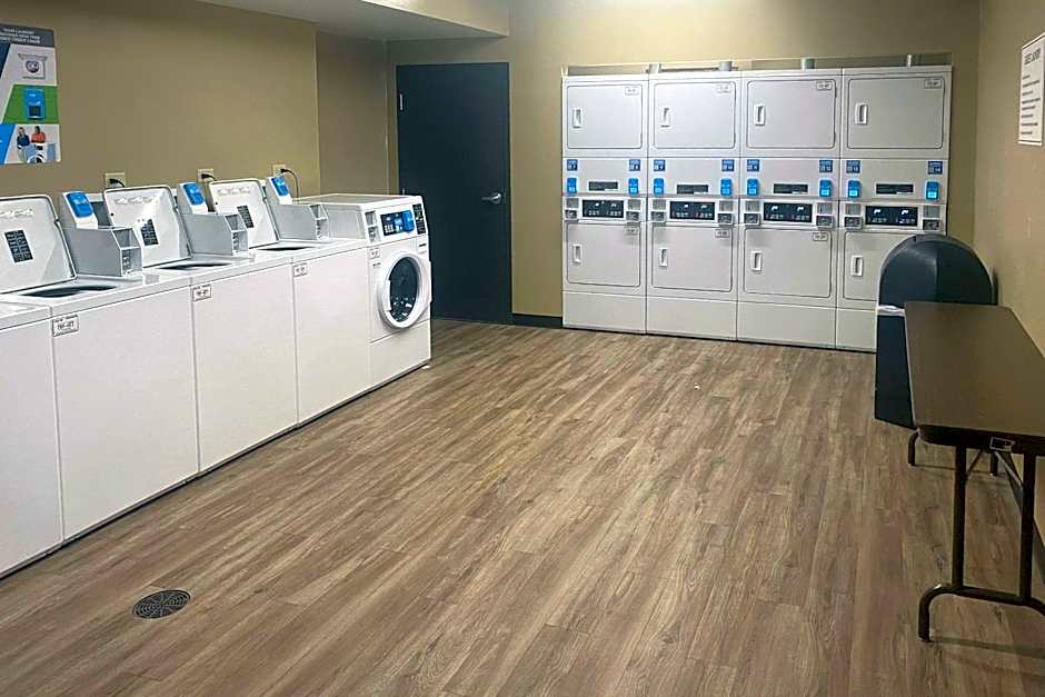 Suburban Studios Arlington Heights - Elk Grove