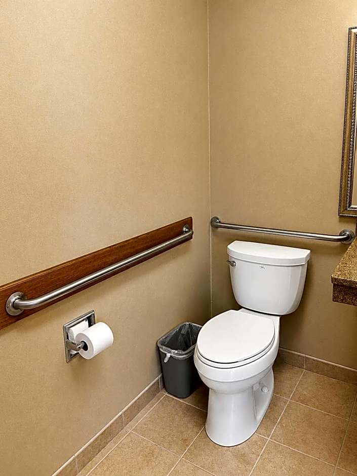 Burbank Inn and Suites