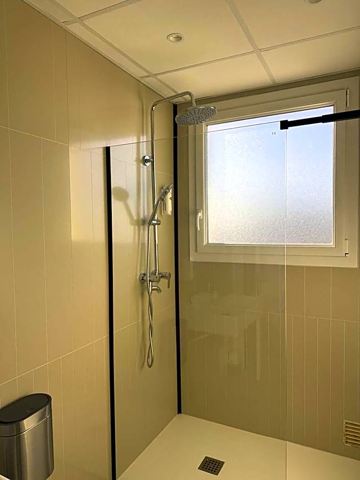 Cit'Hôtel l'Europe - Cholet Gare