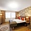 Naran Hotell
