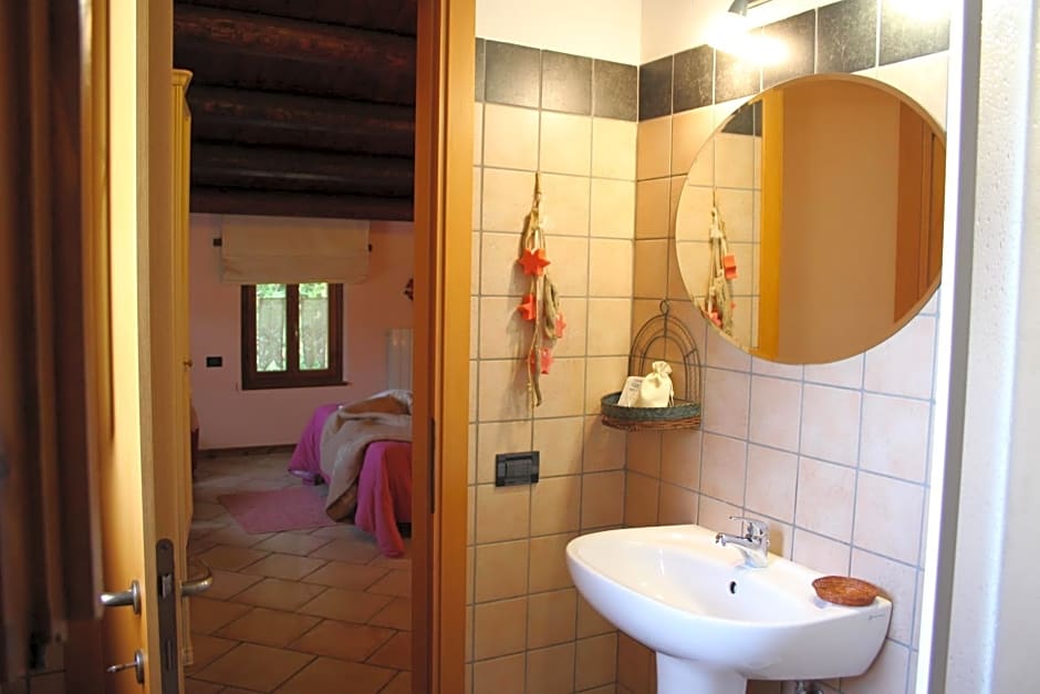 Casale Fontanile Bed and Breakfast