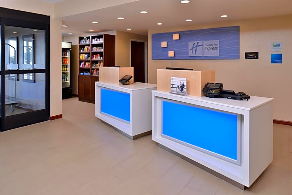 Holiday Inn Express Hotel & Suites Lonoke I-40 By IHG