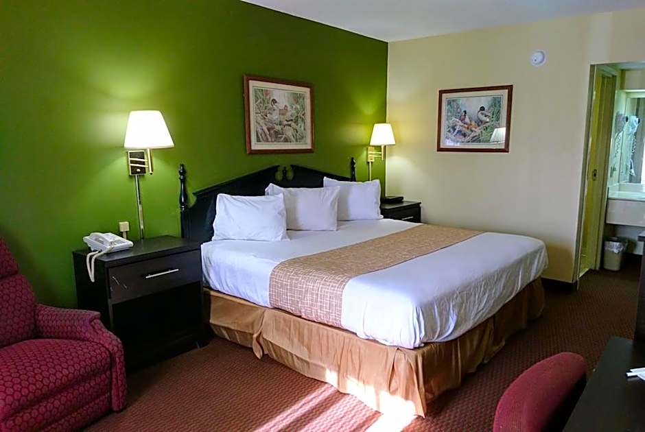 Quality Inn East