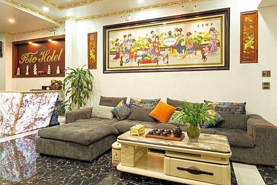 RIO HOTEL
