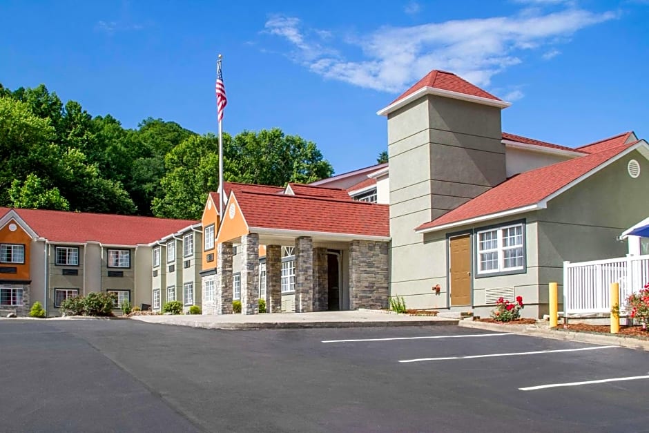 Quality Inn & Suites Maggie Valley - Cherokee Area