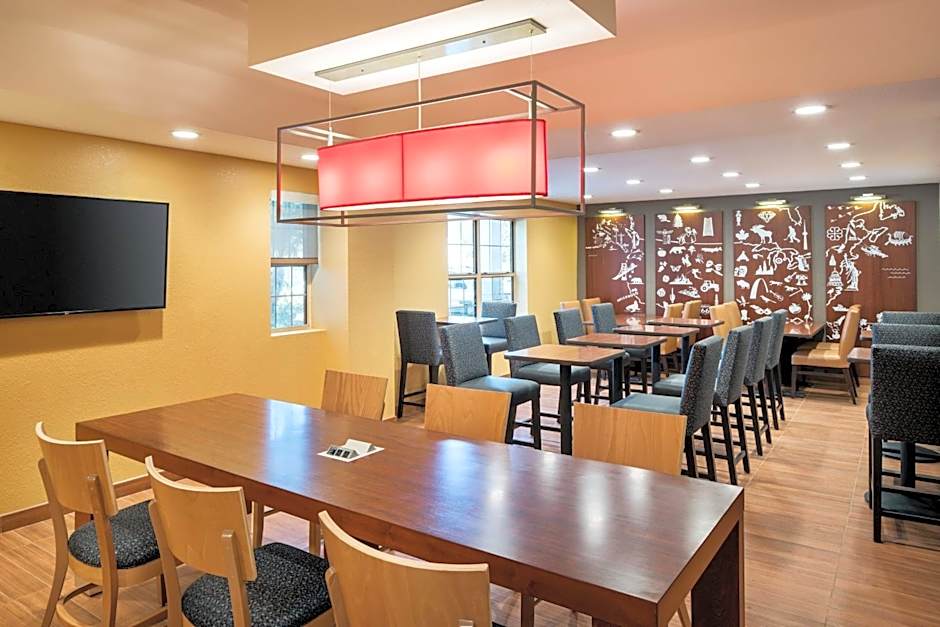 TownePlace Suites by Marriott Los Angeles LAX/Manhattan Beach