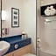 Holiday Inn Express Birmingham Star City By IHG