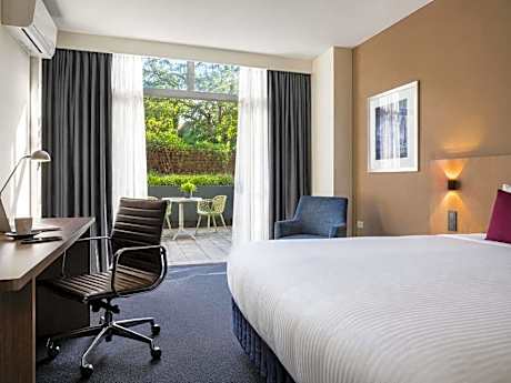 Mercure Sydney St Leonards