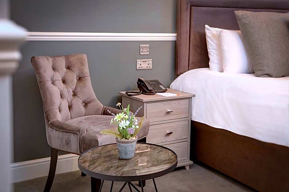 Best Western Plus Kenwick Park Hotel