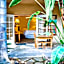 Wine & Roses Hotel Restaurant Spa Lodi