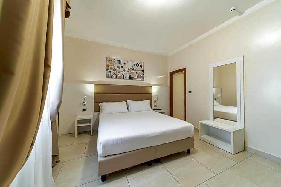 Hotel University