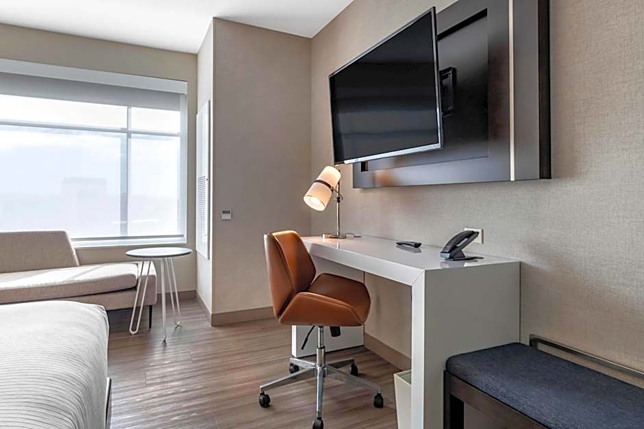 Cambria Hotel Bloomington Mall of America Minneapolis Airport
