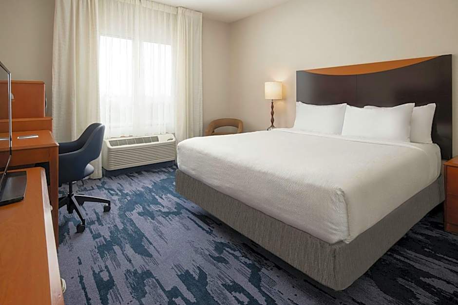 Fairfield Inn & Suites by Marriott Santa Maria