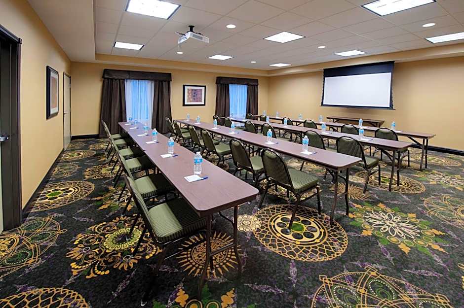 Holiday Inn Express Hotel & Suites Clearfield By IHG