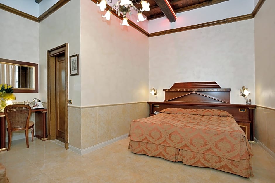 Hotel Pantheon