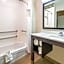 La Quinta Inn & Suites by Wyndham Weatherford OK