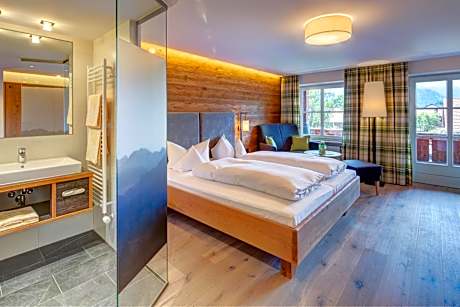 Deluxe Double Room with Castle View