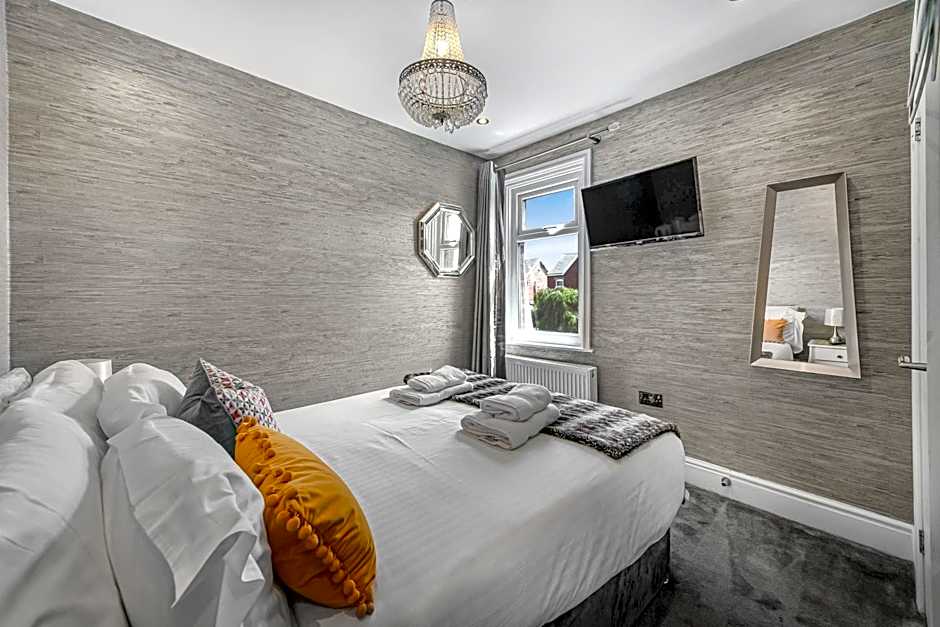 Arthur's Bar & Accommodation