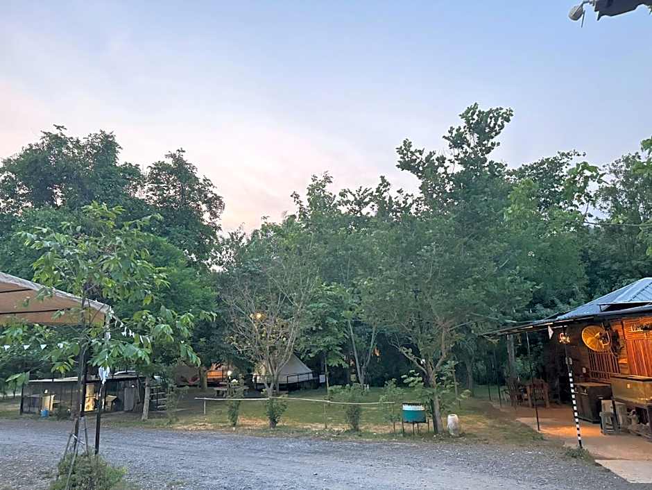 NP โฮมสเตย์ นอนเต็นท์ติดแอร์