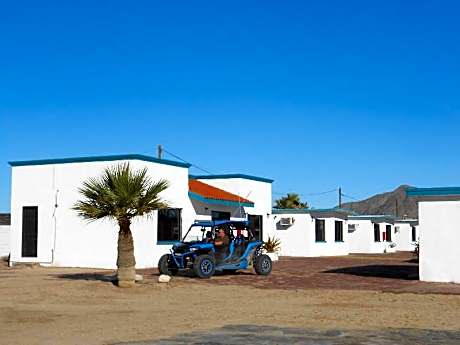 Seaside Hotel & Victor s RV Park
