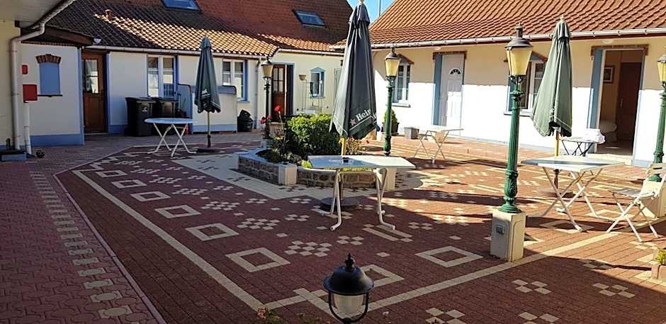 LOGIS - Hotel & restaurant "L'envie des mets"