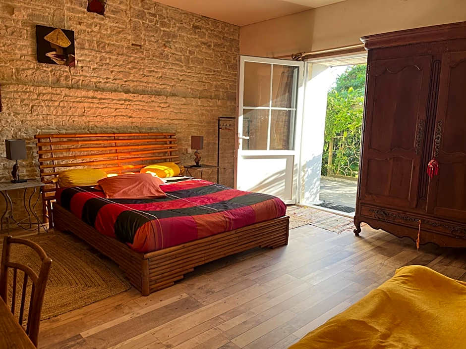 Accacia Home