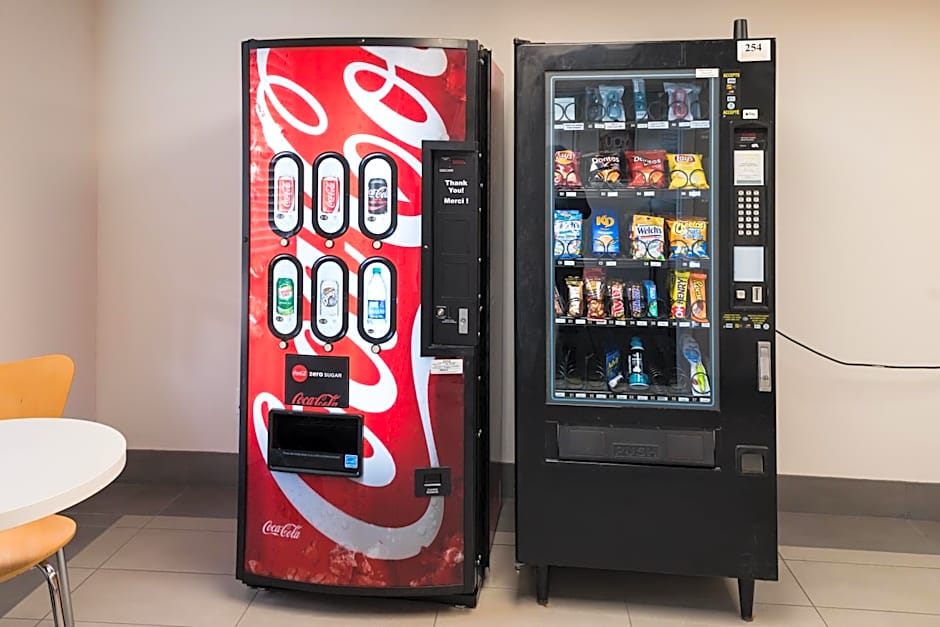 Motel 6-Fort St. John, BC