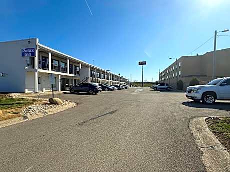 Relax Inn by OYO Columbus OH I 70