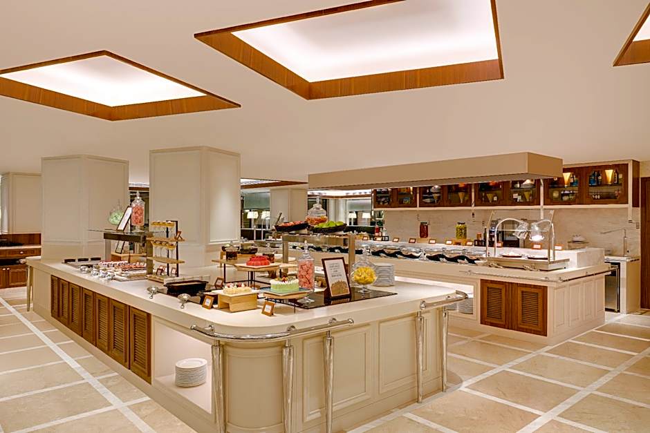 Aurika, Mumbai International Airport