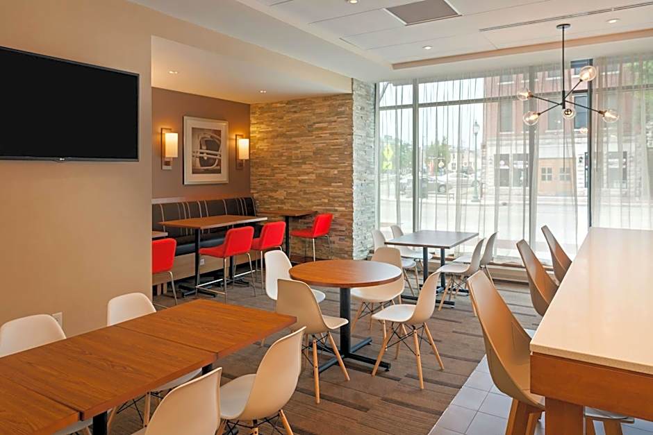 Hyatt Place Bloomington Indiana