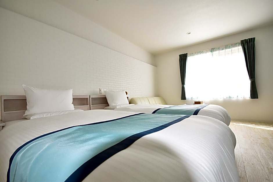 Pine Hills Hotel Miyakojima