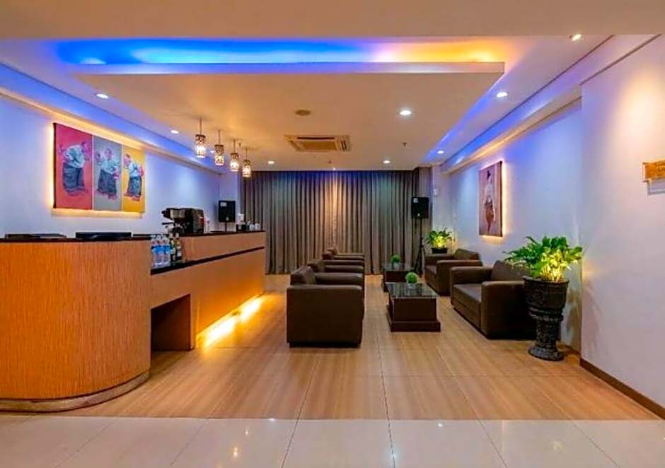 Atrium Premiere Hotel
