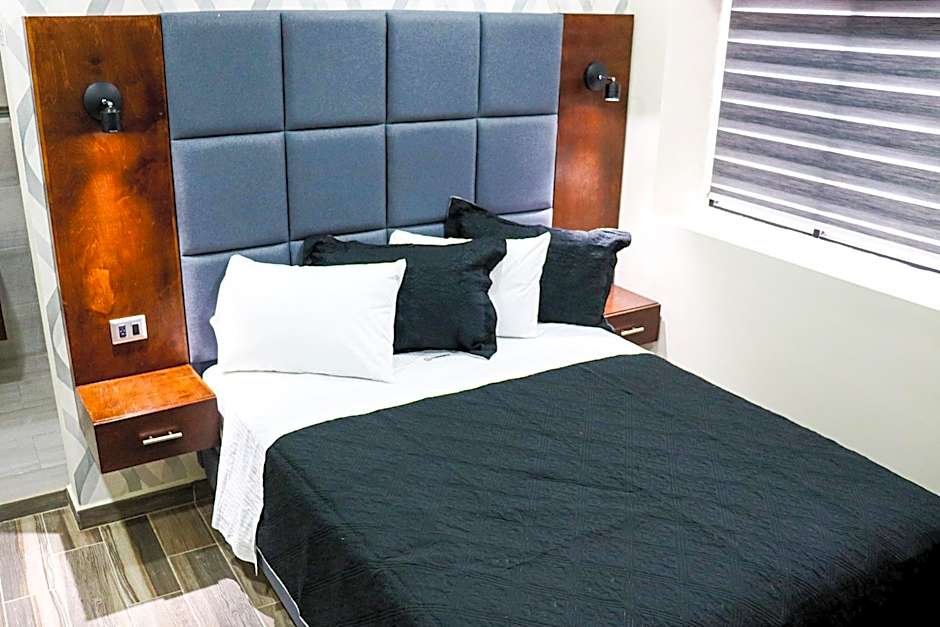 HOTEL MISION 11