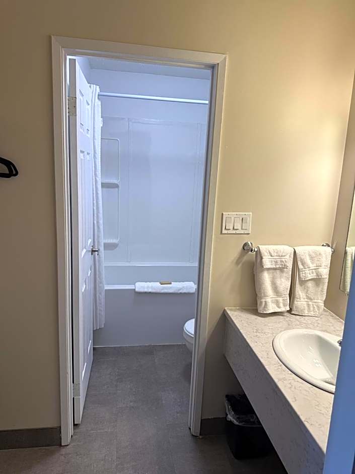 Anavada Inn & Suites - Grande Prairie