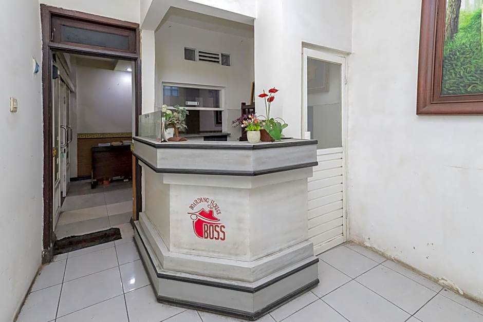 RedDoorz near Stasiun Malang Kota Lama 2