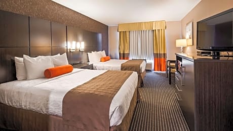 2 Queen Beds Non-Smoking Microwave And Refrigerator Wi-Fi Full Breakfast