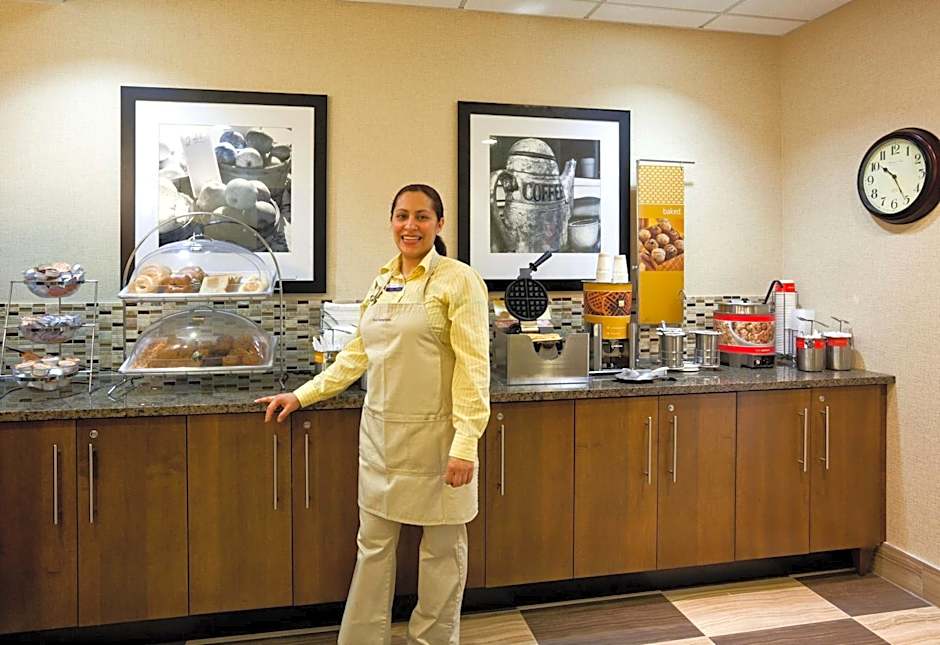 Hampton Inn By Hilton Rockford