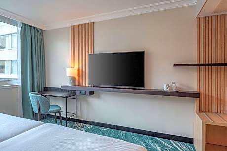 King Accessible Guest Room