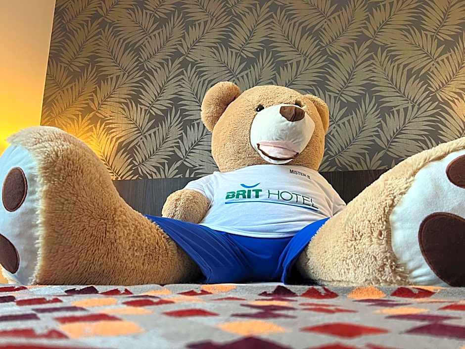 Brit Hotel Ploermel - Hotel de l'Hippodrome