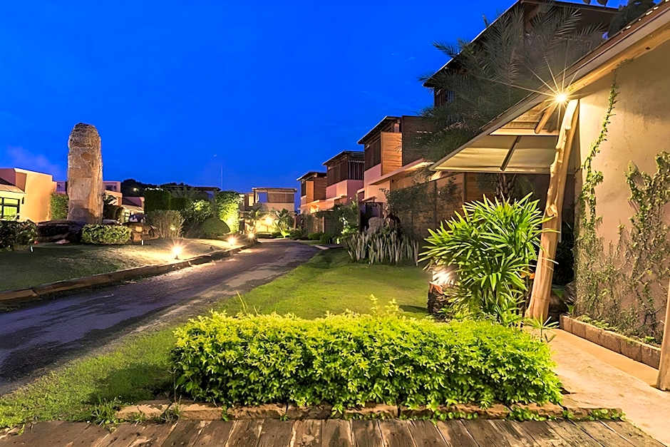 Phukumhom Resort