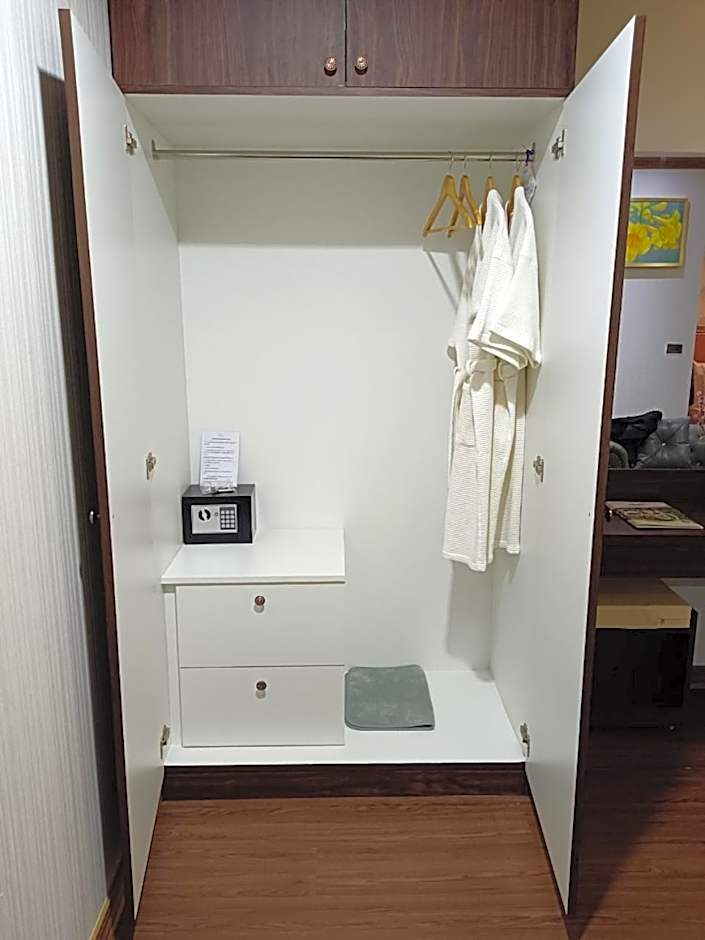 Baan Plaifah Khao Yai Hotel