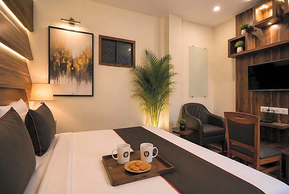 HOTEL UR - Near Prayagraj Junction & High Court