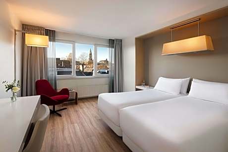 NH Groningen Hotel