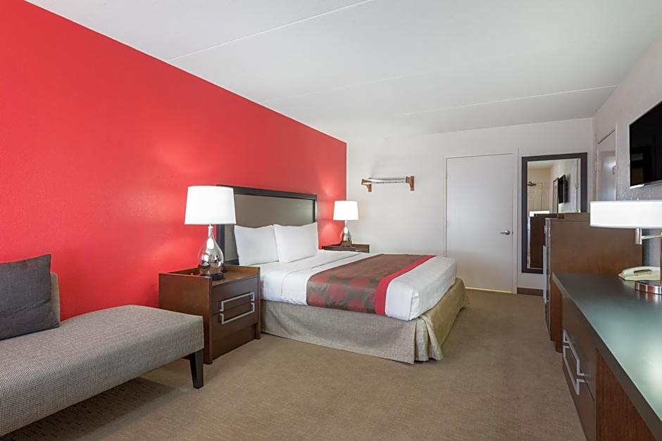 Ramada by Wyndham Albuquerque Airport