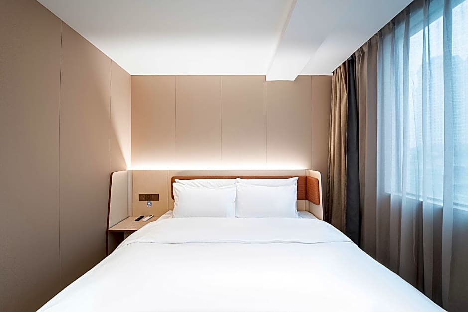 Hanting Hotel Zhuhai Qianshan Mingzhu Nan Road
