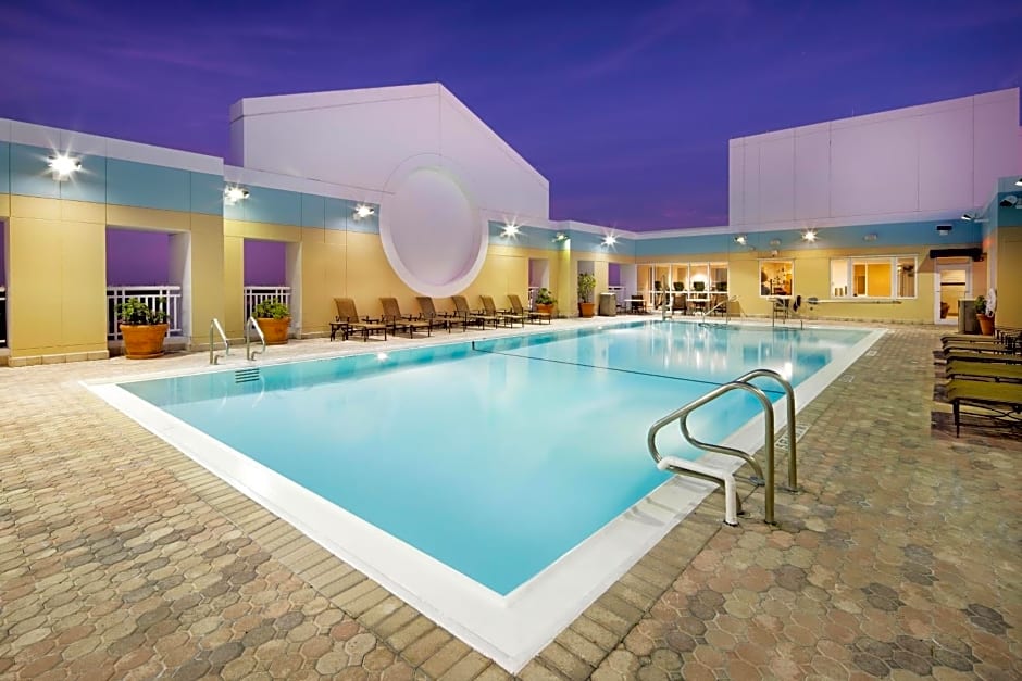 Sheraton Suites Fort Lauderdale West