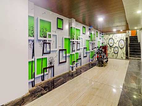 Hotel O Heaven Inn Guest House & Restro