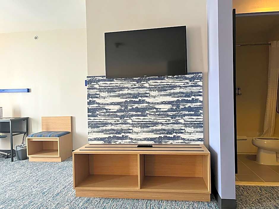 Tapa Hotel, Inn & Suites