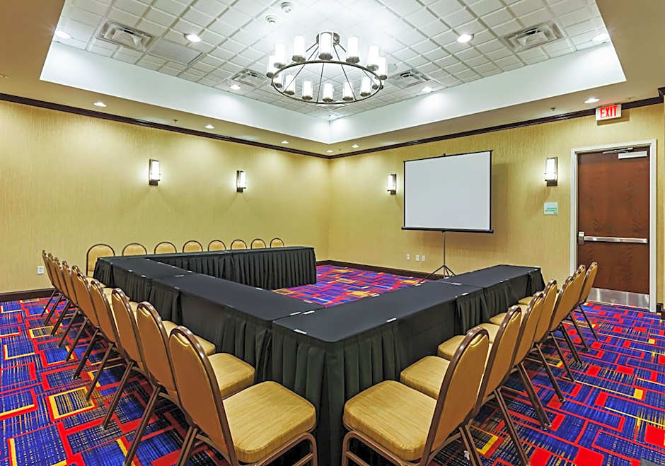 Clarion Hotel The Colony - Plano West